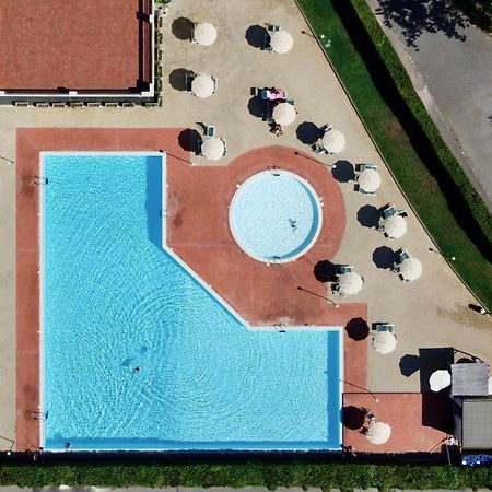 Апарт готель Le Residenze Di Santa Costanza - Mirto/Corbezzolo Сан-Вінченцо Екстер'єр фото