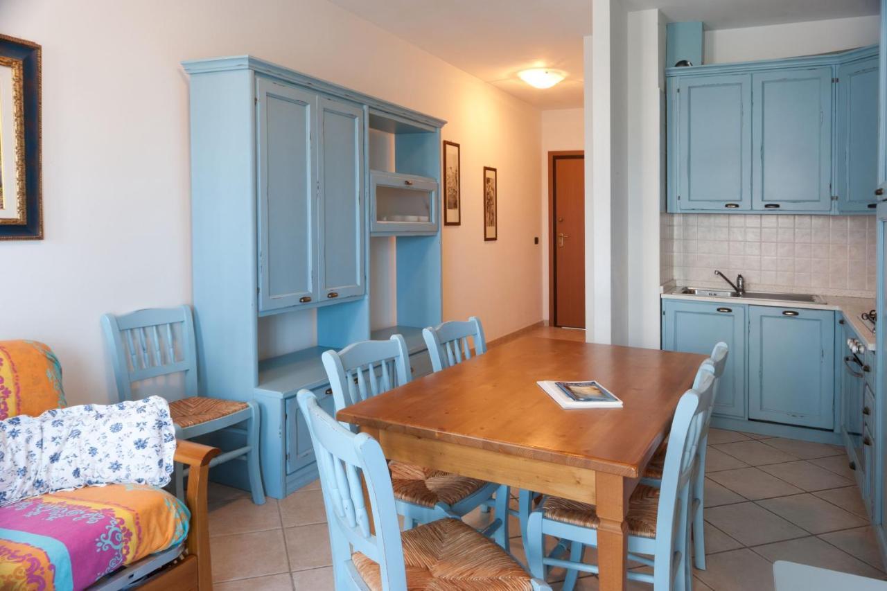 Апарт готель Le Residenze Di Santa Costanza - Mirto/Corbezzolo Сан-Вінченцо Екстер'єр фото
