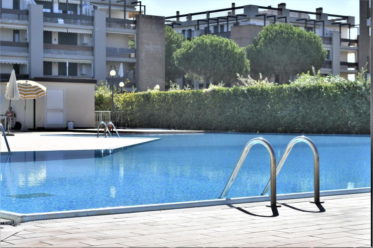 Апарт готель Le Residenze Di Santa Costanza - Mirto/Corbezzolo Сан-Вінченцо Екстер'єр фото